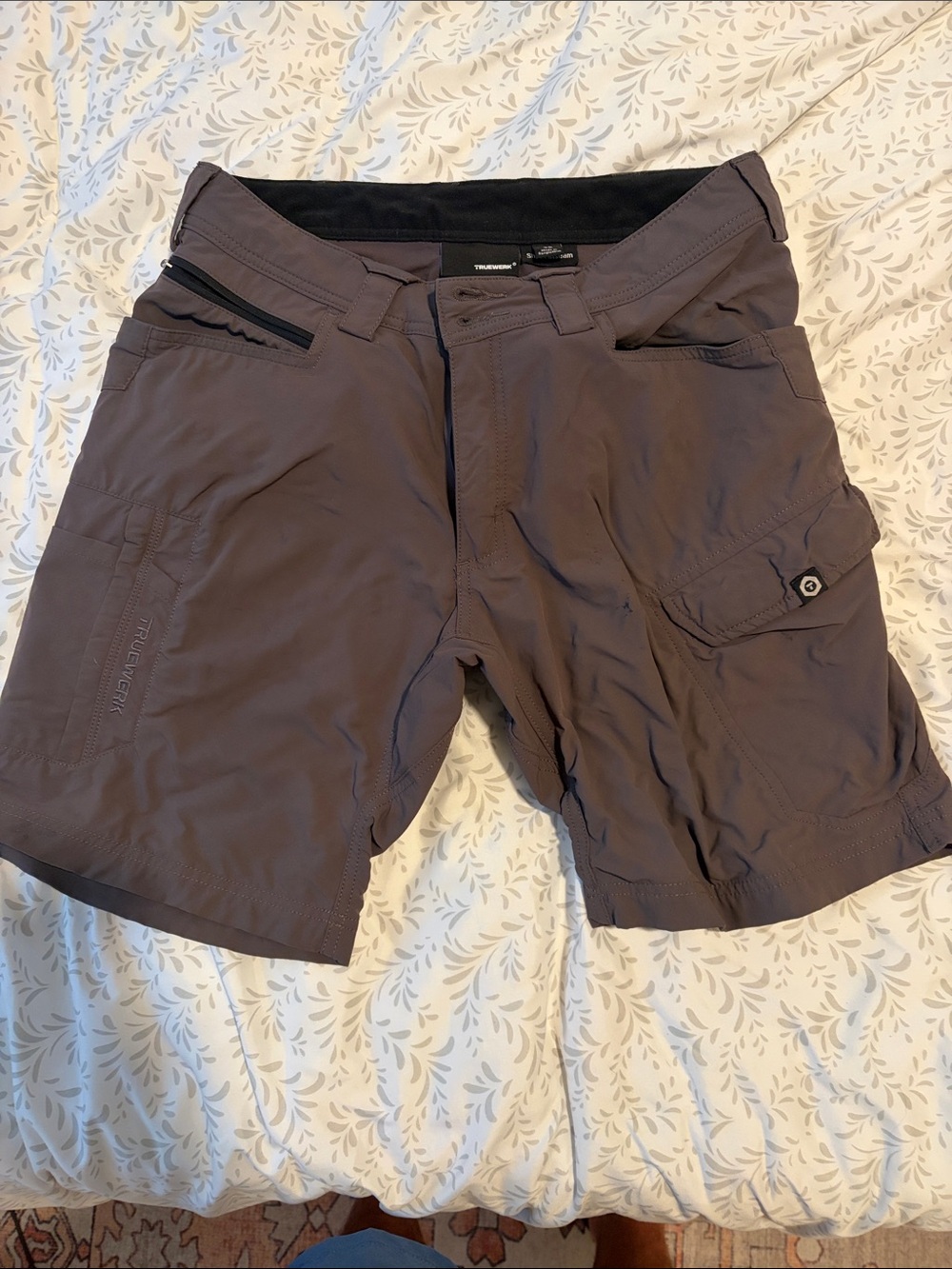 Men's Truewerk Gray Cargo Shorts with Zip Pocket
